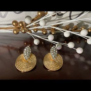 Gold Glamorous & Fashionable Studs